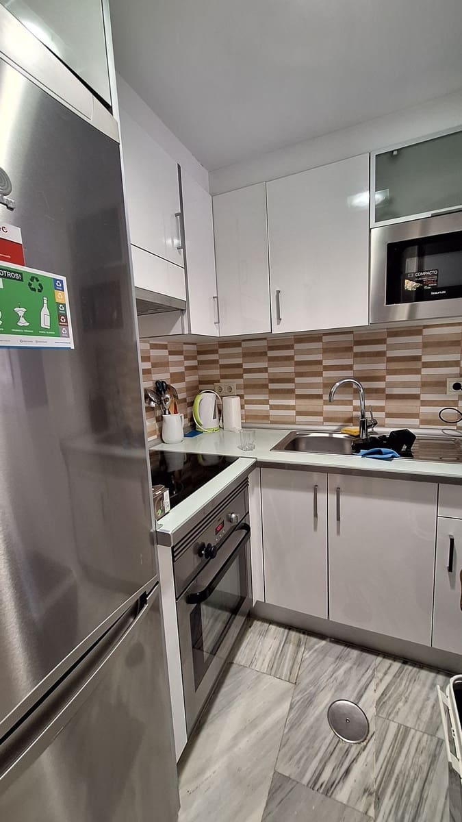 2 sypialnia Apartament na sprzedaż w Elviria z basenem - 395 000 € (Ref: 8880291)