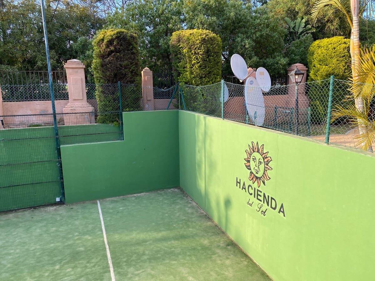 3 soveværelse Lejlighed til salg i Atalaya-Isdabe med swimmingpool - € 685.000 (Ref: 8880294)