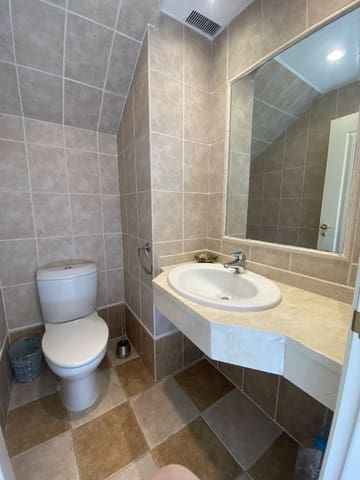 3 bedroom Apartment for sale in Atalaya-Isdabe, Estepona with pool - € 685,000 (Ref: 8880294)