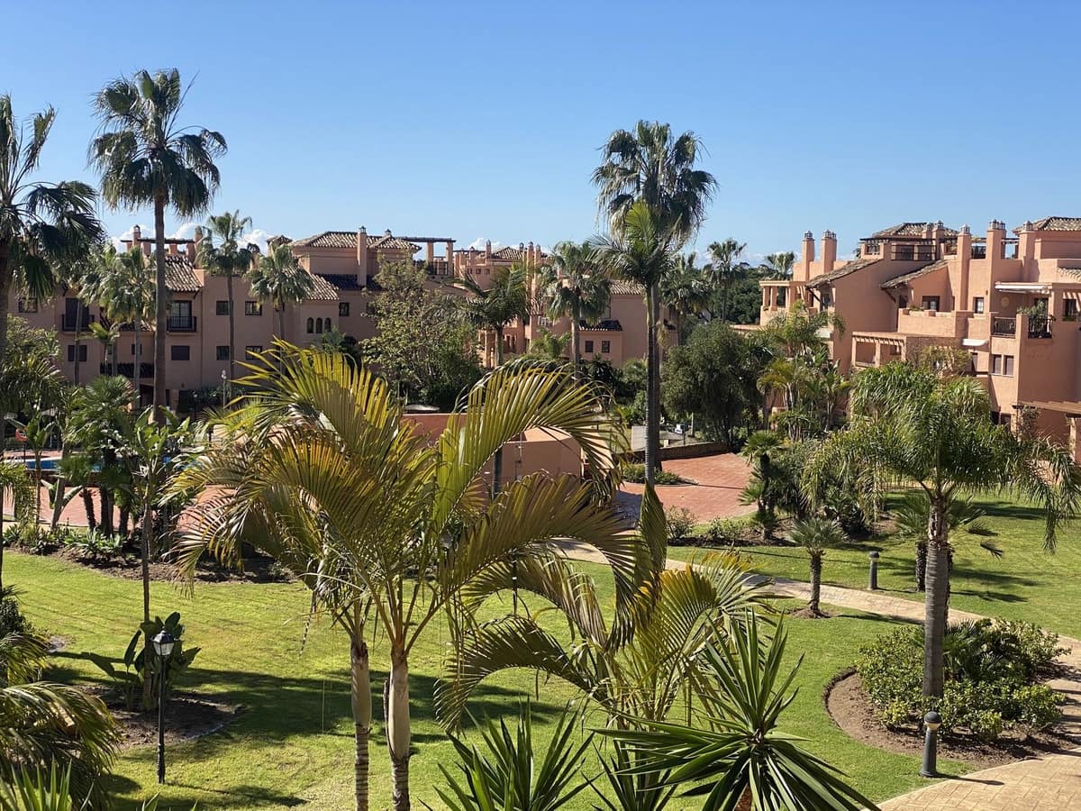 3 soveværelse Lejlighed til salg i Atalaya-Isdabe med swimmingpool - € 685.000 (Ref: 8880294)