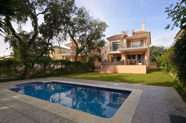 5 sypialnia Willa na sprzedaż w El Rosario, Marbella z basenem - 1 100 000 € (Ref: 8893345)