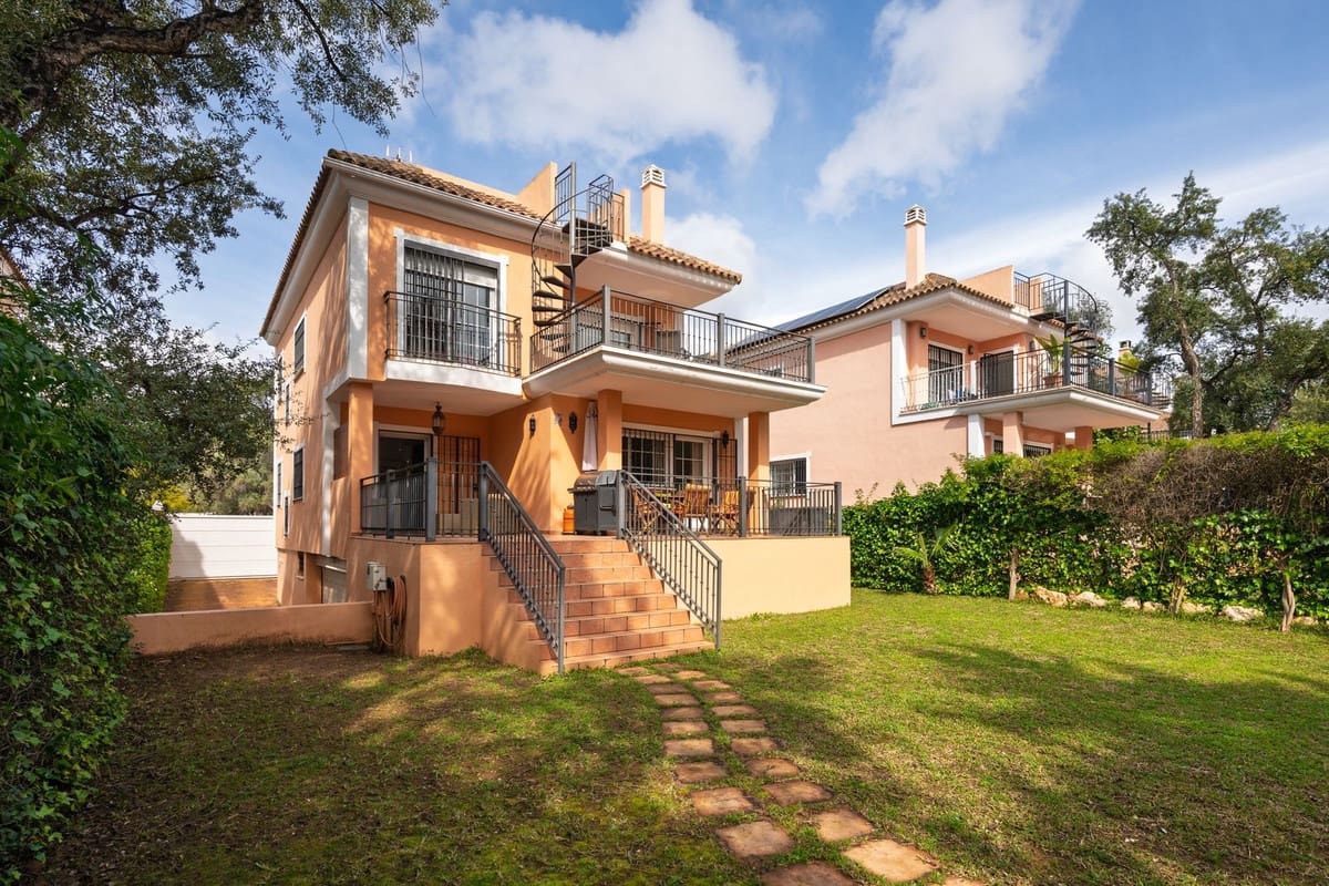 5 sypialnia Willa na sprzedaż w El Rosario z basenem - 1 100 000 € (Ref: 8893345)