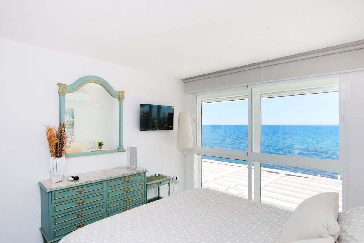 4 soveværelse Lejlighed til salg i Bahia Dorada med swimmingpool - € 949.000 (Ref: 8916189)