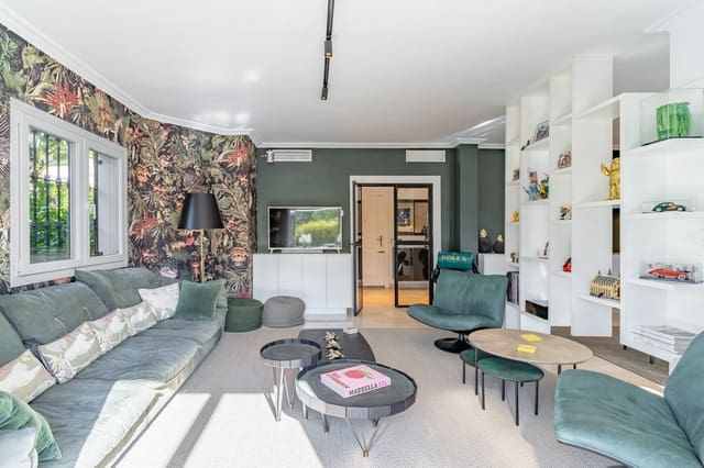 Casa de 3 habitaciones en La Quinta, Benahavís en venta con piscina - 1.100.000 € (Ref: 8916235)