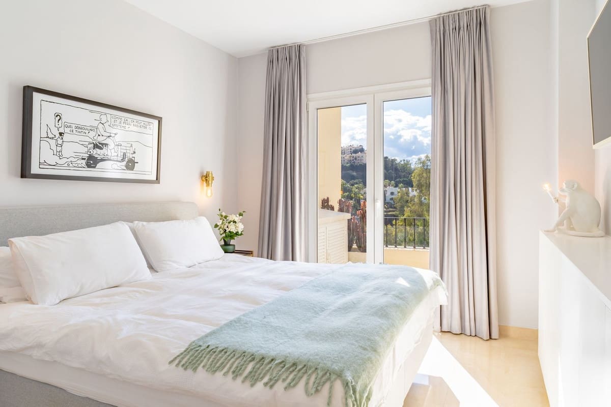 3 soveværelse Byhus til salg i La Quinta med swimmingpool - € 1.100.000 (Ref: 8916235)