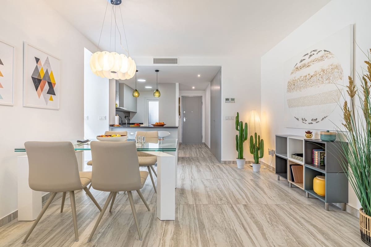 2 soveværelse Penthouse til salg i Cancelada med swimmingpool - € 675.000 (Ref: 8930048)