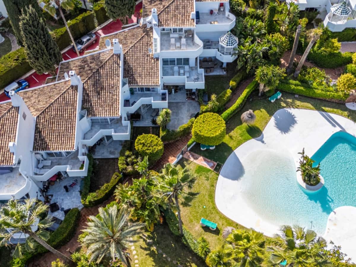 3 soveværelse Byhus til salg i Golden Mile med swimmingpool - € 865.000 (Ref: 8957865)