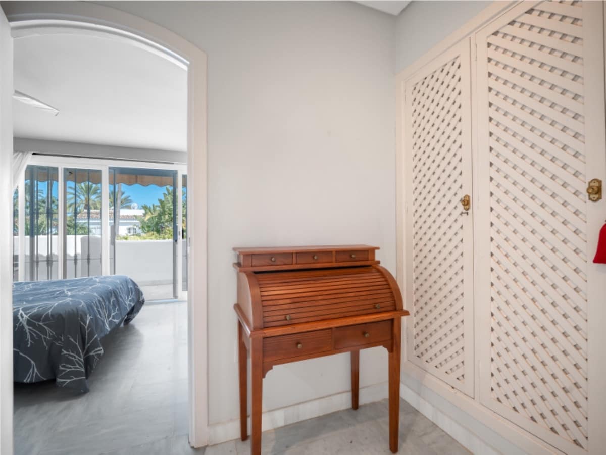 3 soveværelse Byhus til salg i Golden Mile med swimmingpool - € 865.000 (Ref: 8957865)