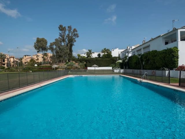4 soverom Hus til salgs i Atalaya-Isdabe, Estepona med svømmebasseng - € 650 000 (Ref: 8957872)