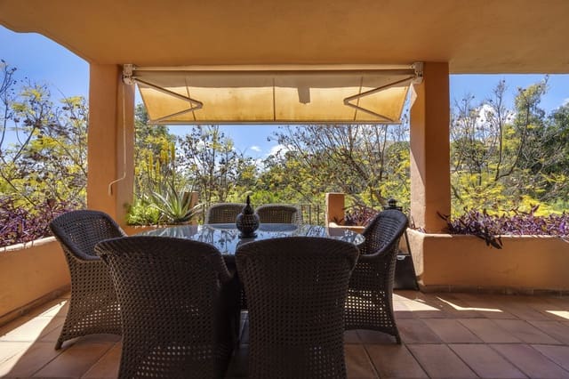 4 soveværelse Lejlighed til salg i Casco Antiguo, Marbella med swimmingpool - € 945.000 (Ref: 8957886)