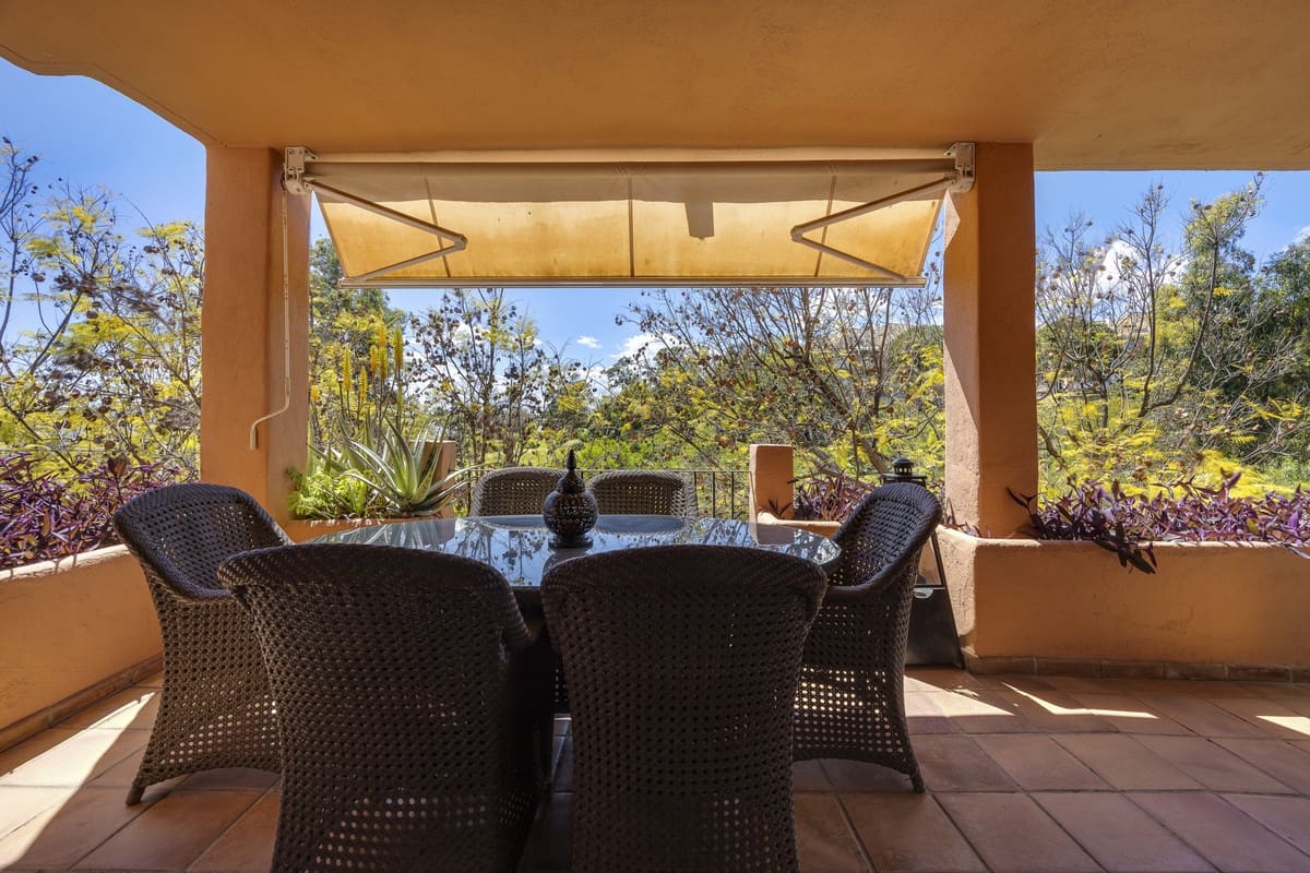 4 quarto Apartamento para venda em Marbella com piscina - 945 000 € (Ref: 8957886)