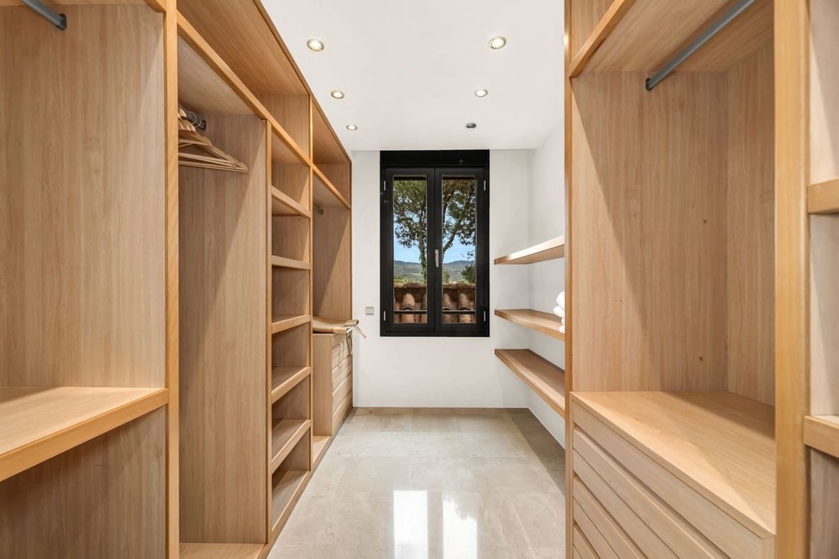 3 soveværelse Lejlighed til salg i Los Monteros med swimmingpool - € 1.195.000 (Ref: 8994773)