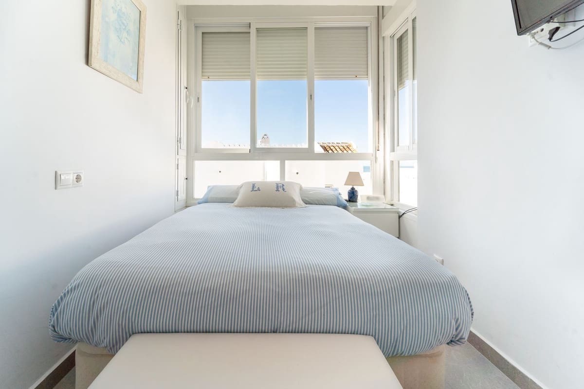 2 soveværelse Byhus til salg i Mijas Costa med swimmingpool - € 460.000 (Ref: 8994808)