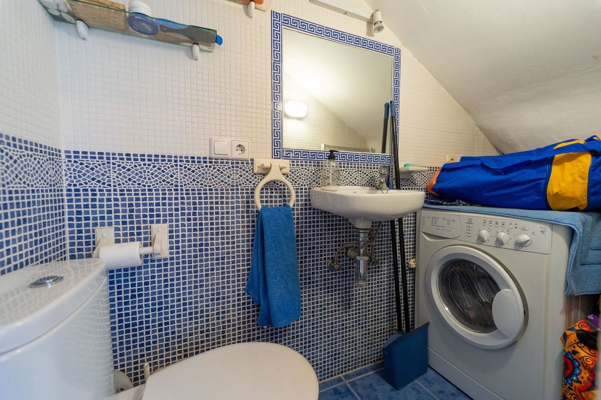 2 soveværelse Byhus til salg i Mijas Costa med swimmingpool - € 460.000 (Ref: 8994808)