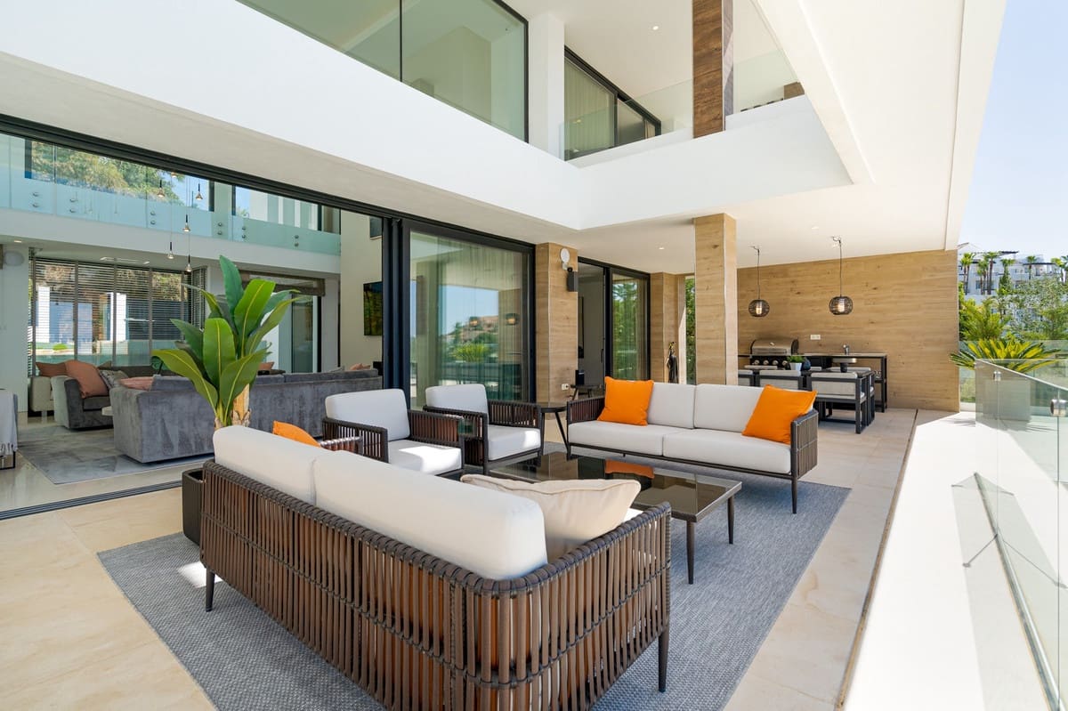 5 soveværelse Villa til salg i Benahavis med swimmingpool - € 4.995.000 (Ref: 8994815)