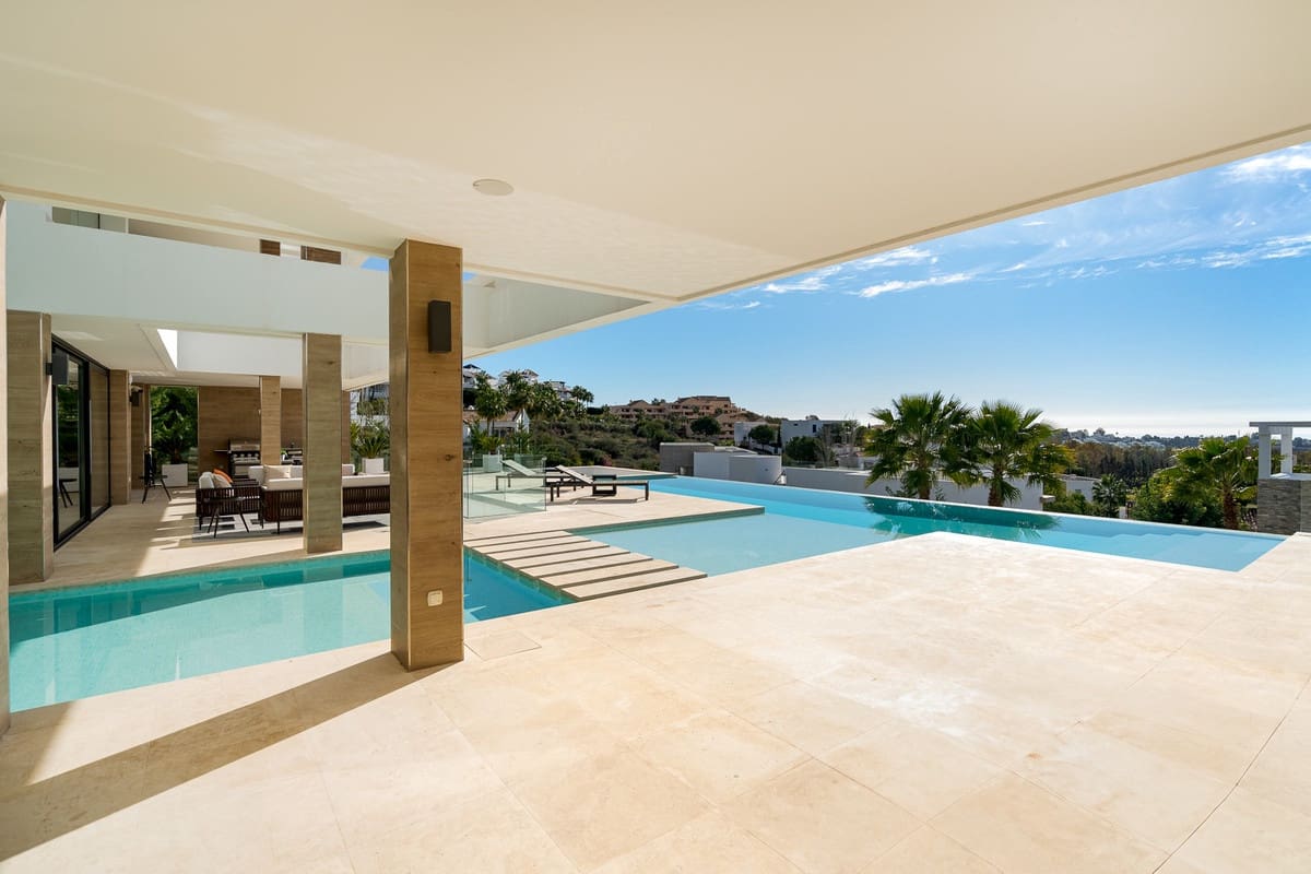 5 soveværelse Villa til salg i Benahavis med swimmingpool - € 4.995.000 (Ref: 8994815)