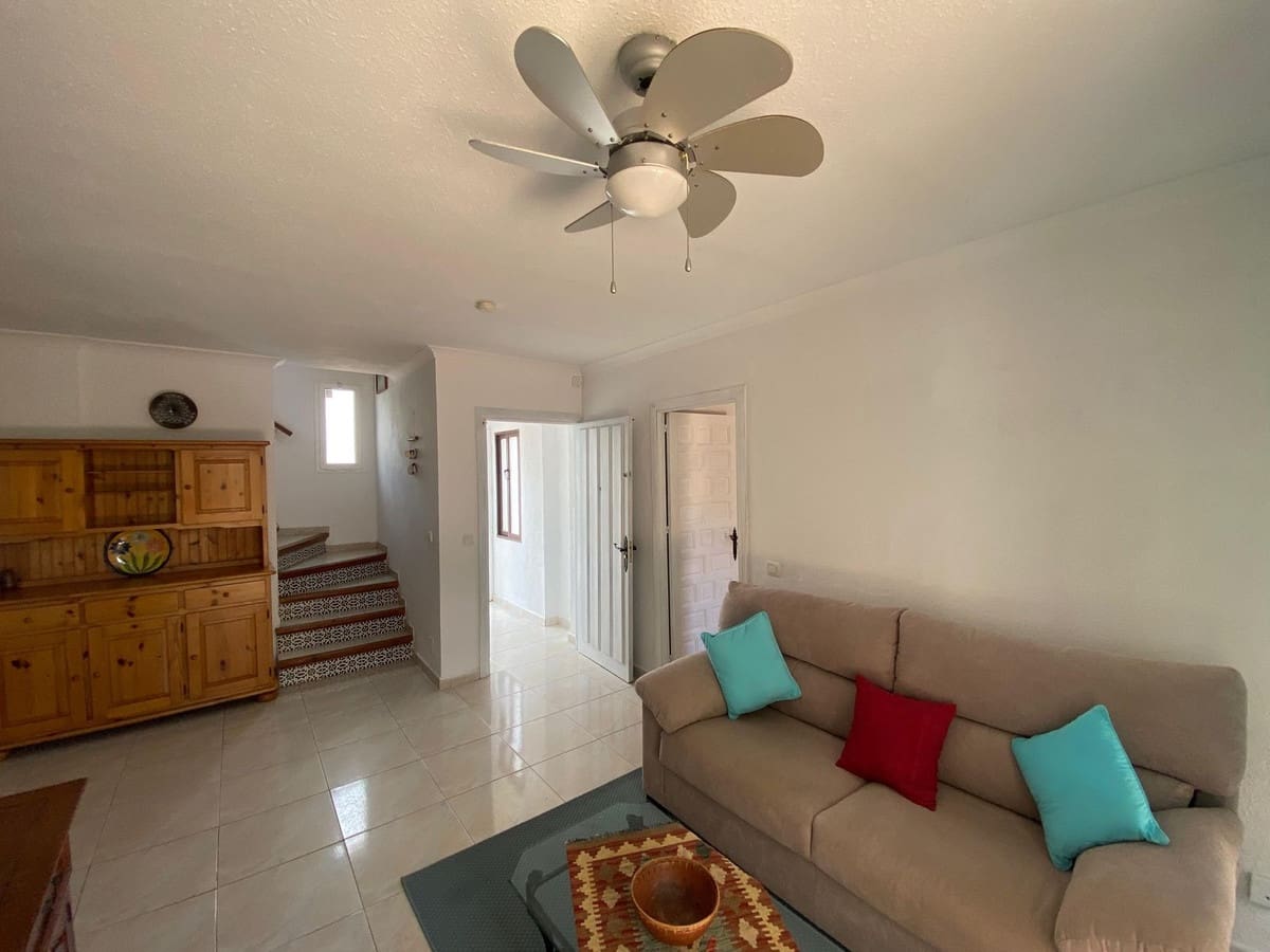 4 bedroom Townhouse for sale in Calahonda with pool - € 459,000 (Ref: 8994822)