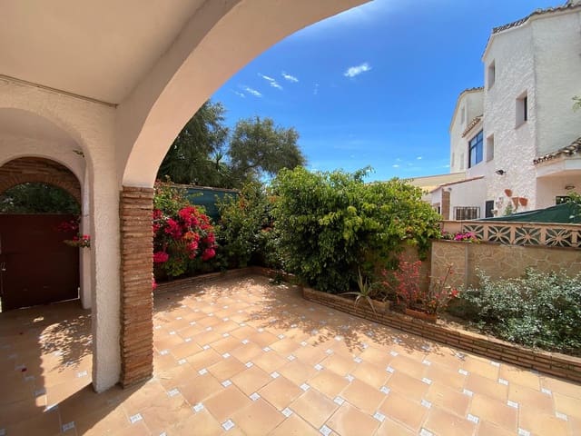4 quarto Casa em Banda para venda em Calahonda, Mijas com piscina - 459 000 € (Ref: 8994822)