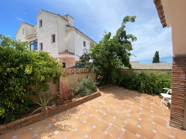 4 quarto Casa em Banda para venda em Calahonda, Mijas com piscina - 459 000 € (Ref: 8994822)