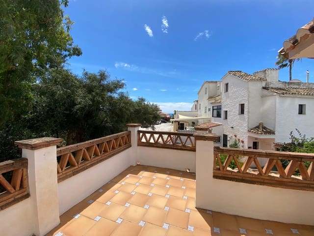 4 quarto Casa em Banda para venda em Calahonda, Mijas com piscina - 459 000 € (Ref: 8994822)