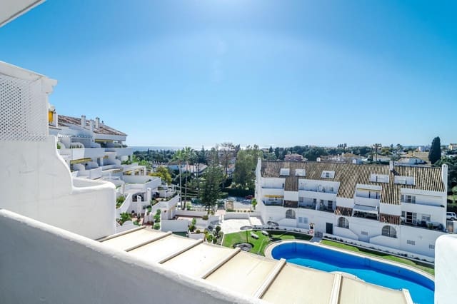 3 soveværelse Lejlighed til salg i Puerto Banus, Marbella med swimmingpool - € 599.000 (Ref: 8994824)