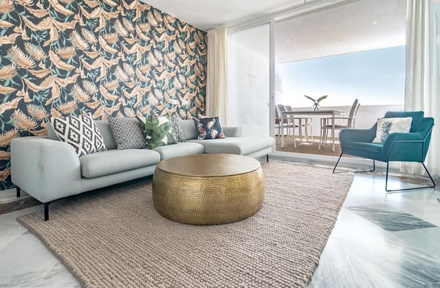 3 soveværelse Lejlighed til salg i Puerto Banus, Marbella med swimmingpool - € 599.000 (Ref: 8994824)