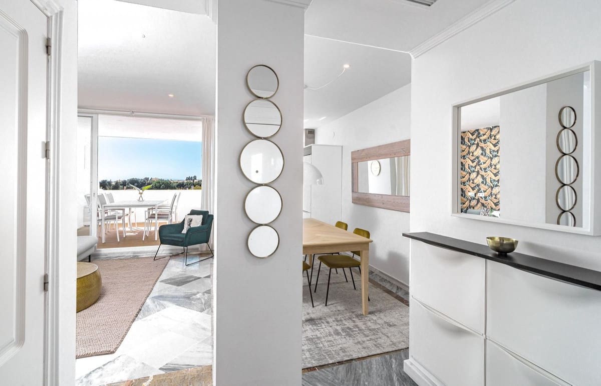 3 bedroom Apartment for sale in Nueva Andalucia with pool - € 599,000 (Ref: 8994824)