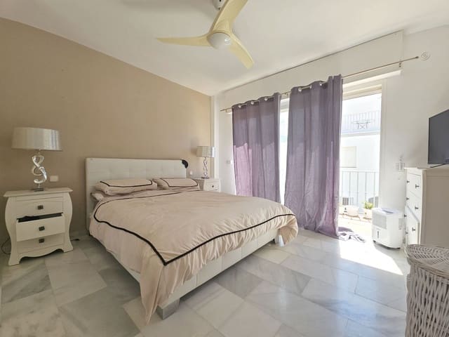 3 bedroom Townhouse for sale in Atalaya-Isdabe, Estepona with pool - € 425,000 (Ref: 9015139)