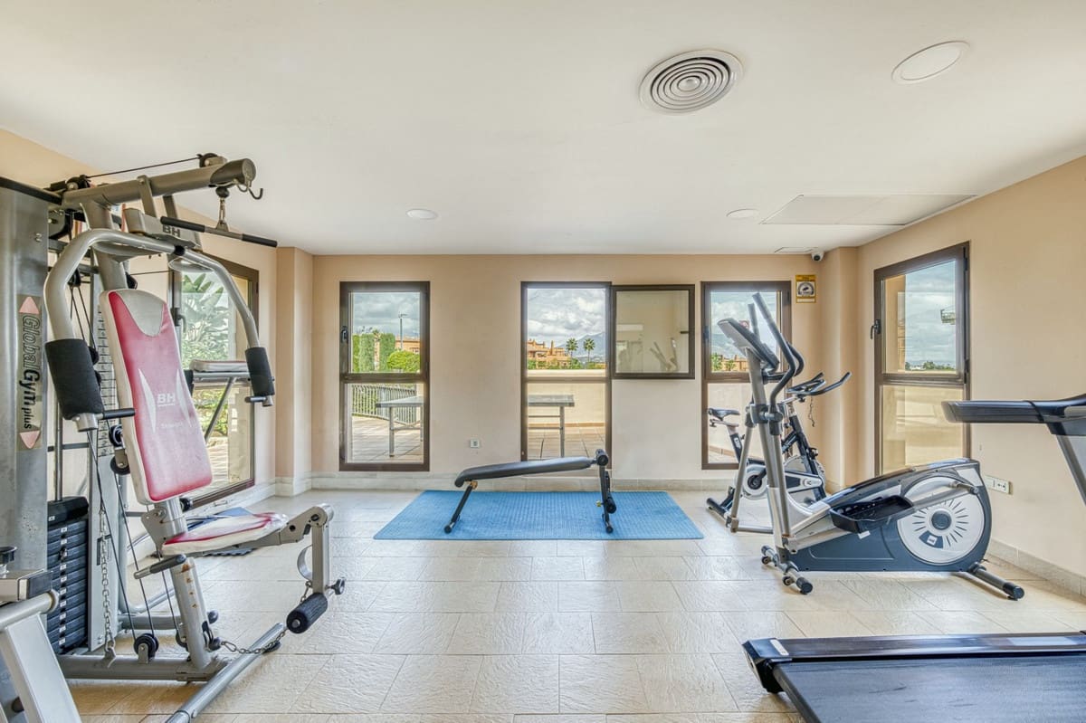 2 Zimmer Apartment zu verkaufen in Benahavis mit Pool - 435.000 € (Ref: 9015148)