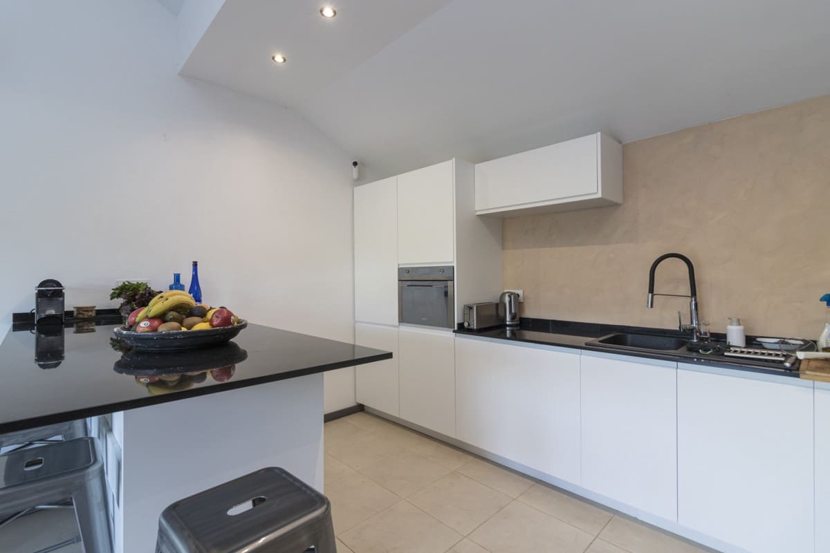 9 soveværelse Villa til salg i Elviria med swimmingpool - € 1.295.000 (Ref: 9015159)