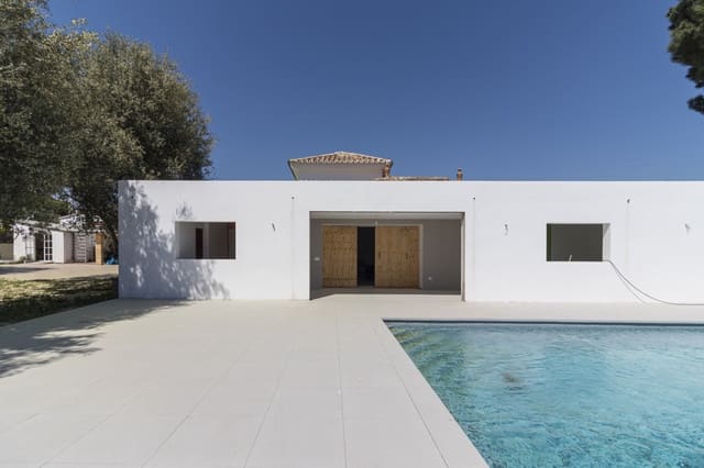 9 sypialnia Willa na sprzedaż w Elviria, Marbella z basenem - 1 295 000 € (Ref: 9015159)