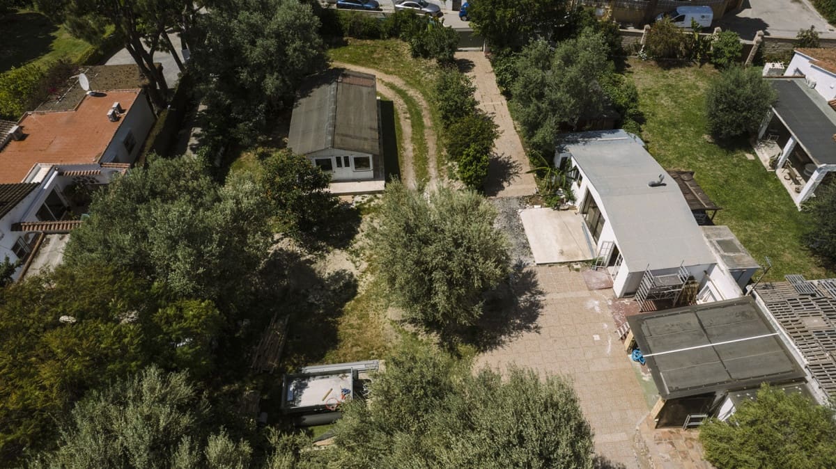 9 soveværelse Villa til salg i Elviria med swimmingpool - € 1.395.000 (Ref: 9015159)