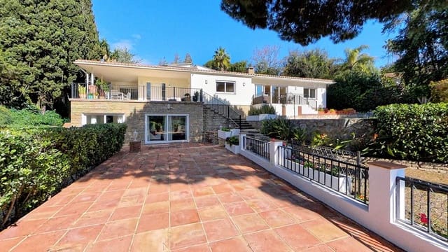 4 soverom Villa til salgs i Cabopino, Marbella med svømmebasseng - € 1 395 000 (Ref: 9015163)