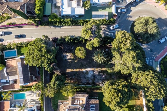 Undeveloped Land for sale in Lomas De Marbella, Marbella - € 950,000 (Ref: 9015169)