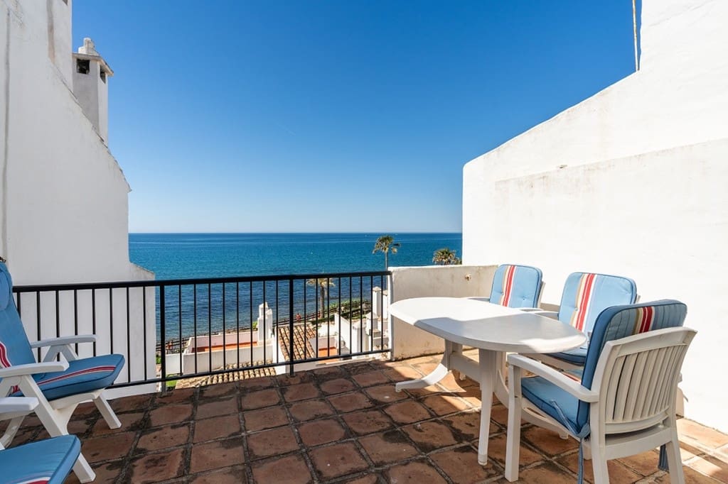 2 slaapkamer Appartement te koop in Calahonda met zwembad - € 579.000 (Ref: 9024228)