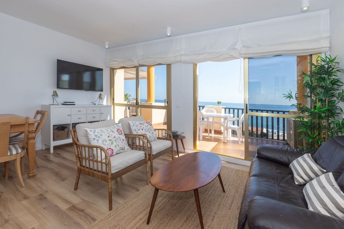 2 soveværelse Penthouse til salg i Elviria med swimmingpool - € 950.000 (Ref: 9040629)