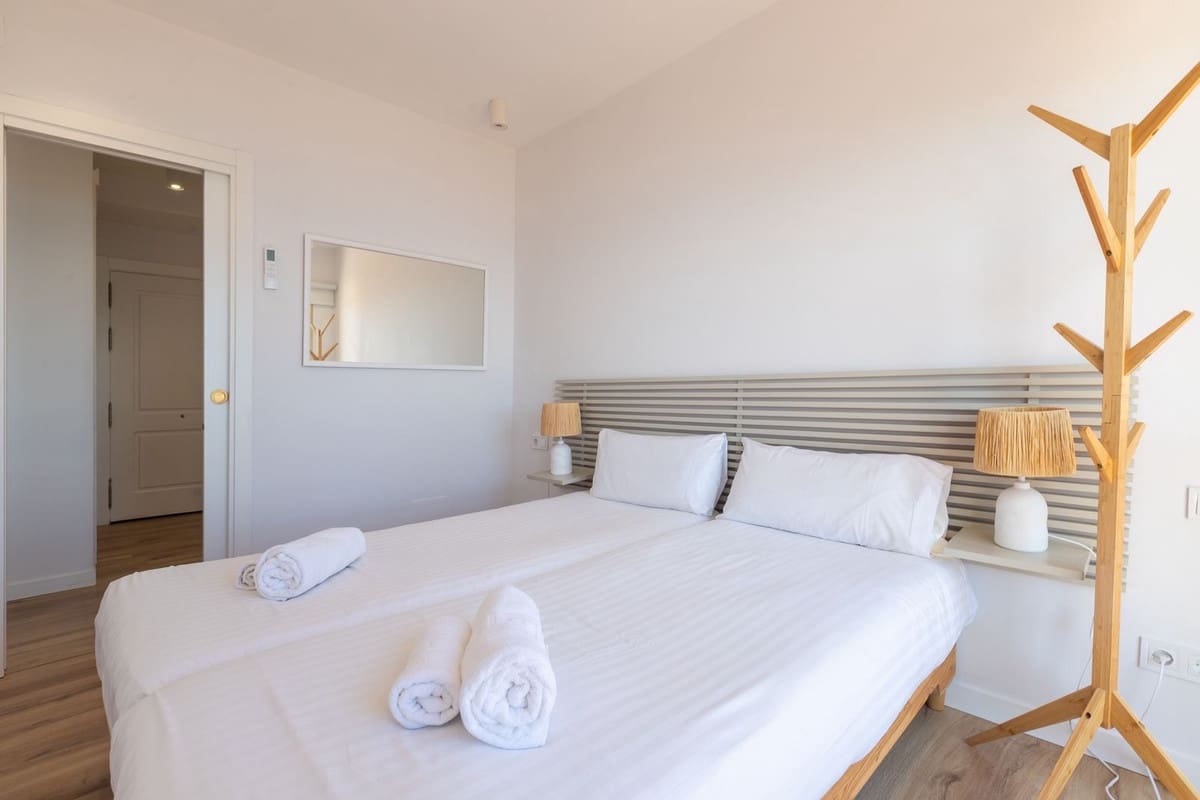 2 soveværelse Penthouse til salg i Elviria med swimmingpool - € 950.000 (Ref: 9040629)