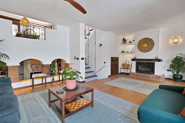 3 sypialnia Dom na sprzedaż w Benahavís pueblo, Benahavís z basenem - 695 000 € (Ref: 9081886)