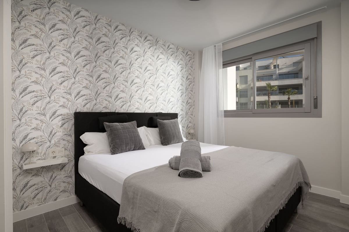 3 slaapkamer Appartement te koop in El Chaparral met zwembad - € 550.000 (Ref: 9081898)