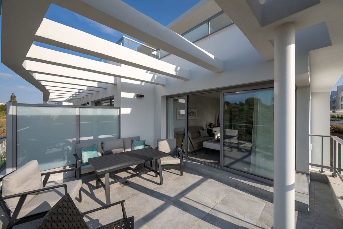 3 bedroom Apartment for sale in El Chaparral with pool - € 550,000 (Ref: 9081898)