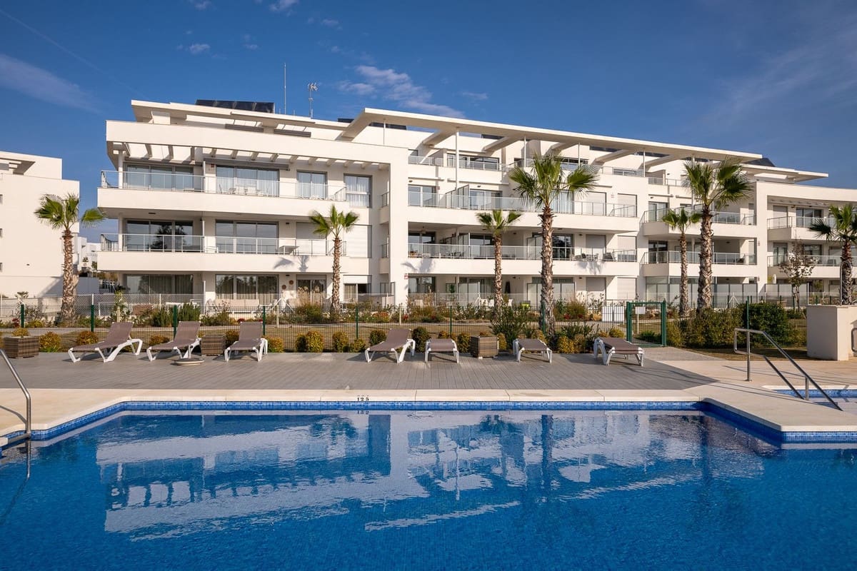 3 bedroom Apartment for sale in El Chaparral with pool - € 550,000 (Ref: 9081898)