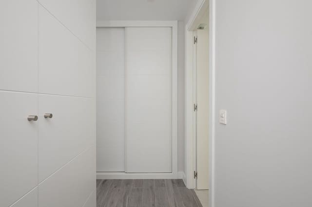 3 quarto Apartamento para venda em El Chaparral, Mijas com piscina - 550 000 € (Ref: 9081898)