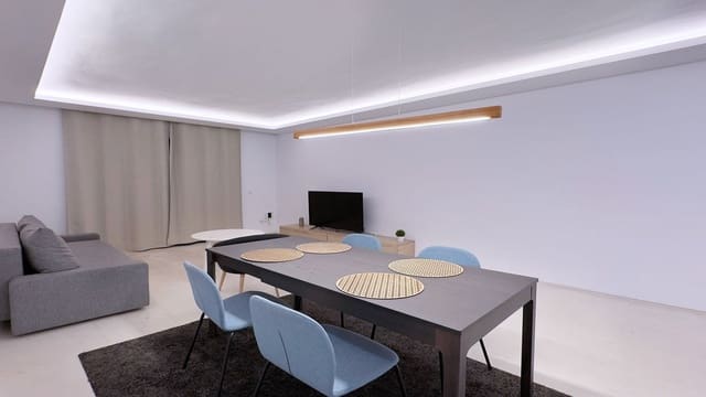 2 soverom Leilighet til salgs i Puerto Banus, Marbella med svømmebasseng - € 525 000 (Ref: 9081909)