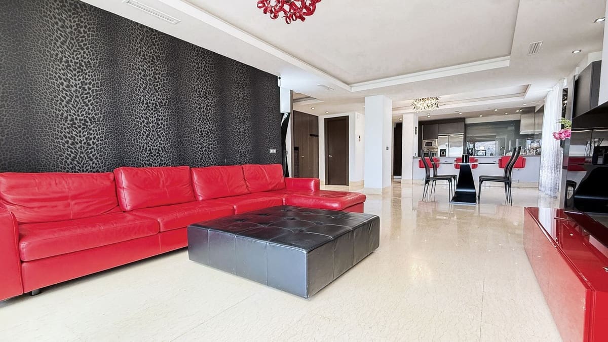 3 sypialnia Apartament na sprzedaż w Benahavis z basenem - 790 000 € (Ref: 9091927)