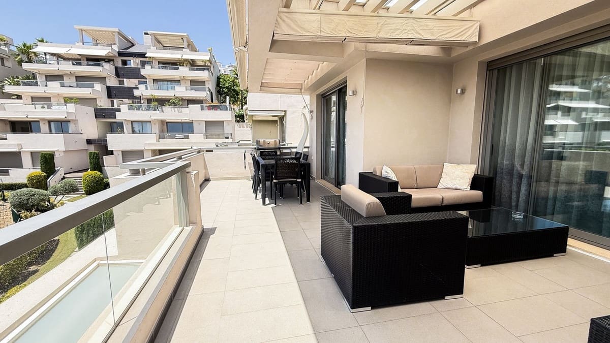 3 sypialnia Apartament na sprzedaż w Benahavis z basenem - 790 000 € (Ref: 9091927)