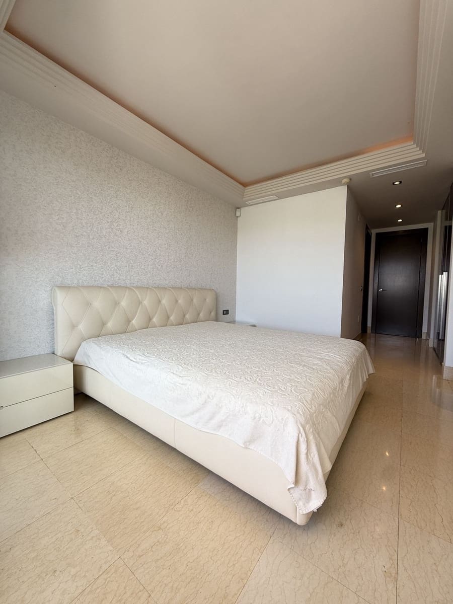 3 slaapkamer Appartement te koop in Benahavis met zwembad - € 790.000 (Ref: 9091927)