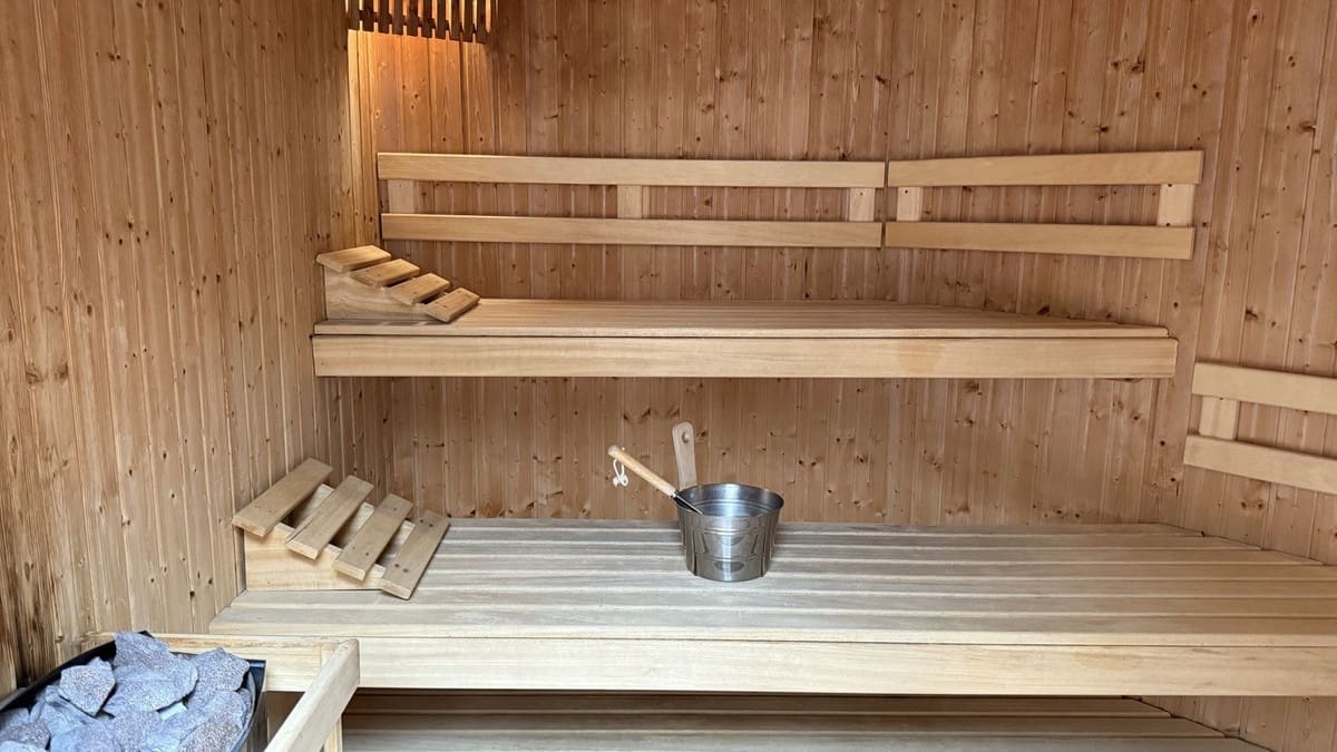 Apartamento de 3 habitaciones en Benahavís en venta con piscina - 790.000 € (Ref: 9091927)