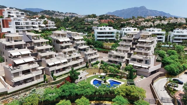 3 Zimmer Apartment zu verkaufen in Benahavís pueblo, Benahavís mit Pool - 790.000 € (Ref: 9091927)