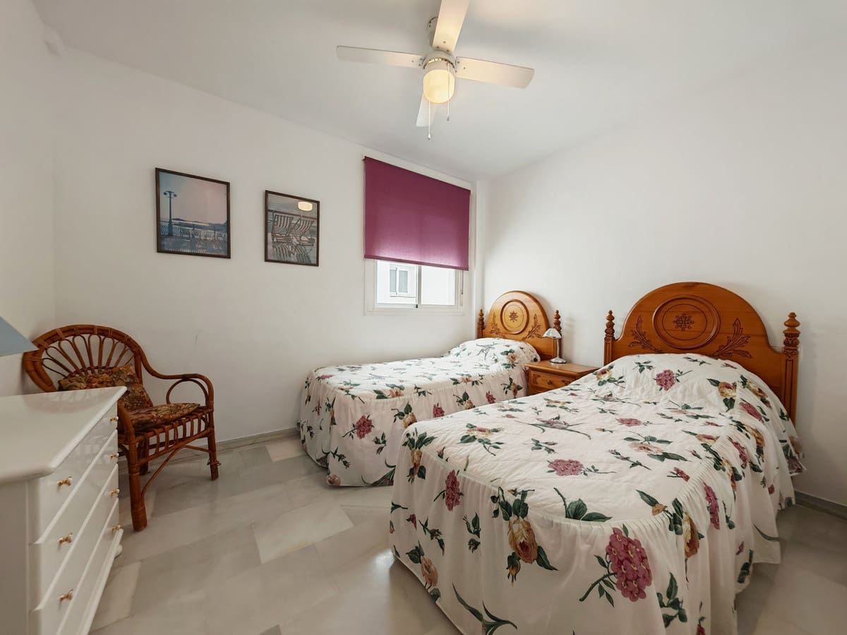 3 soveværelse Lejlighed til salg i Elviria med swimmingpool - € 575.000 (Ref: 9091929)