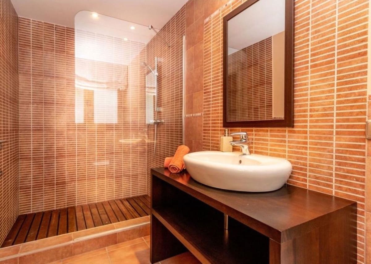 5 soveværelse Villa til salg i Los Flamingos med swimmingpool - € 2.495.000 (Ref: 9108984)